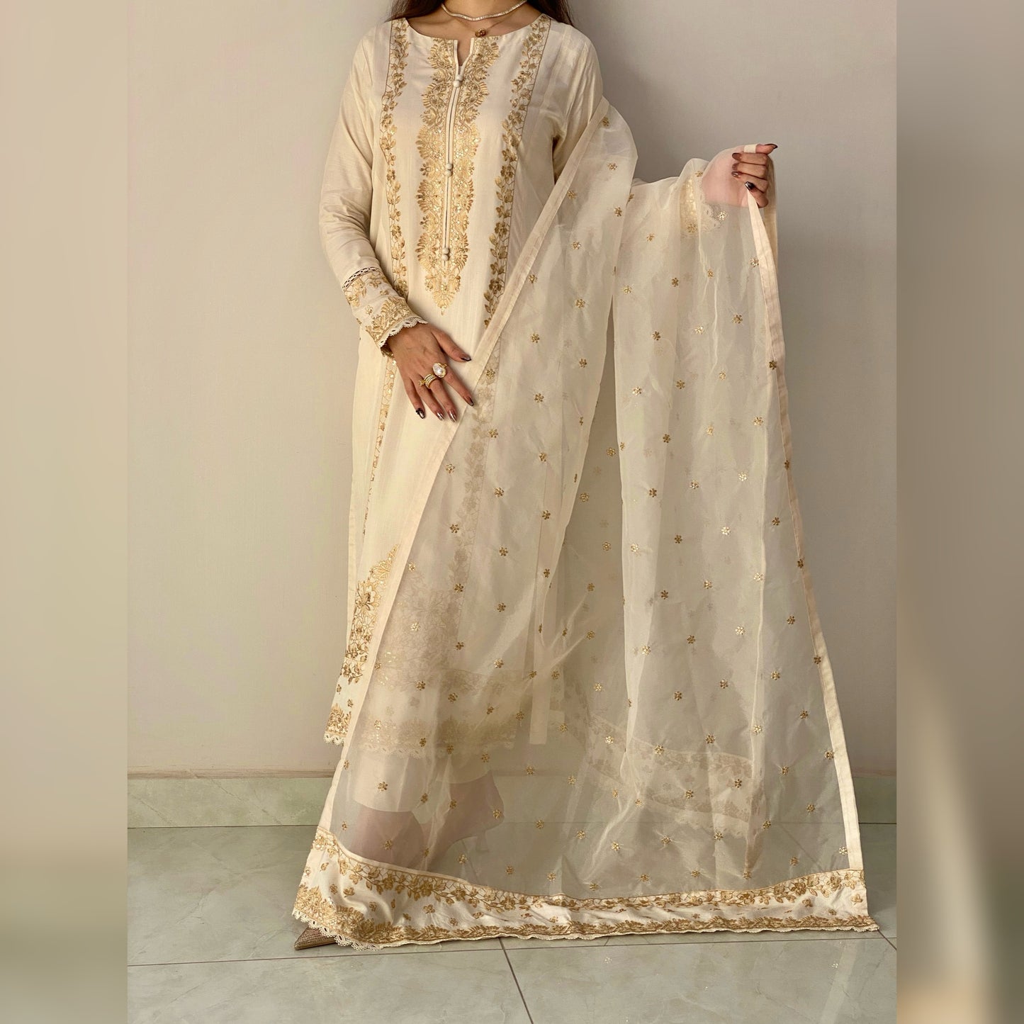 Antique Ivory Embroidered 3PC