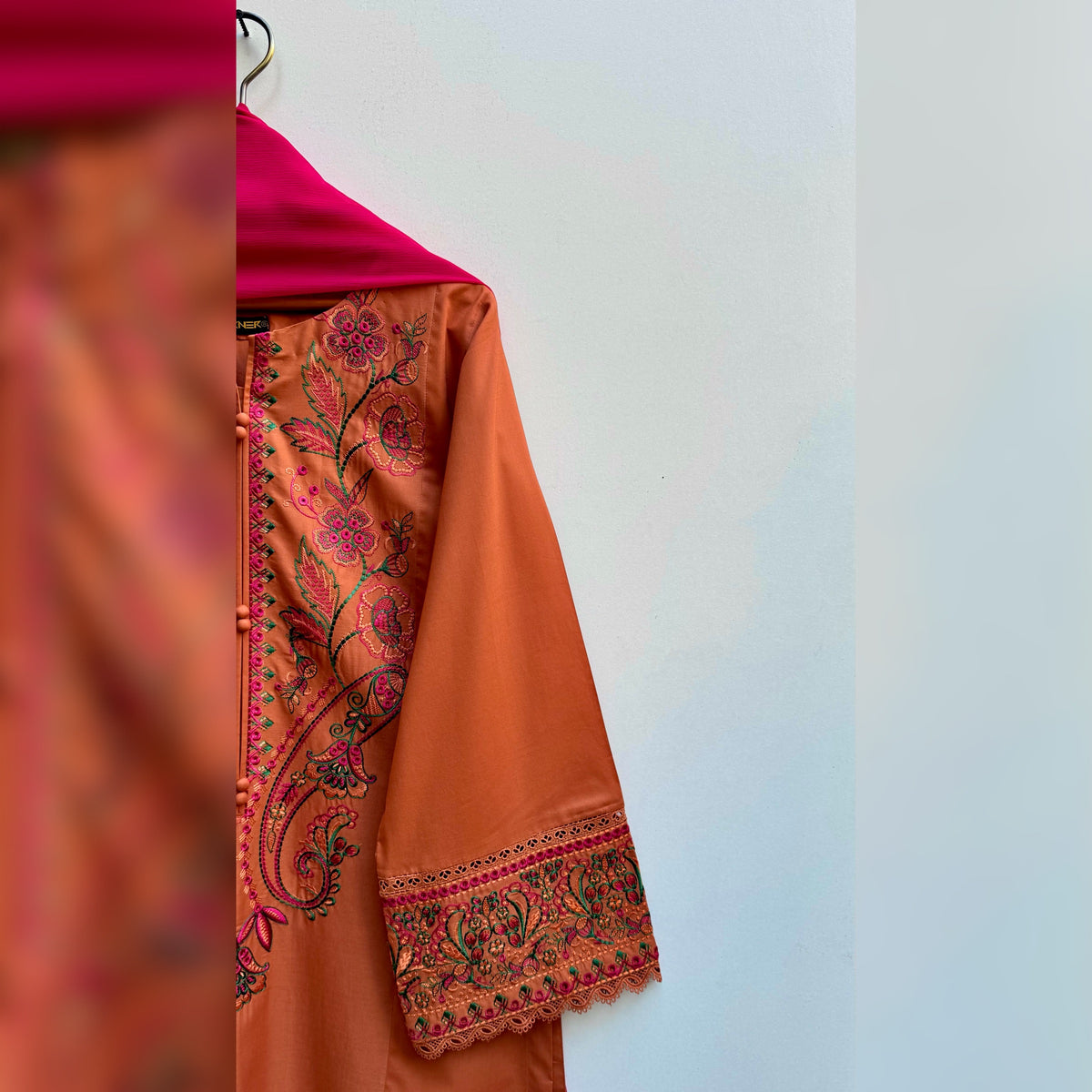 Arcadian Embroidered 3PC