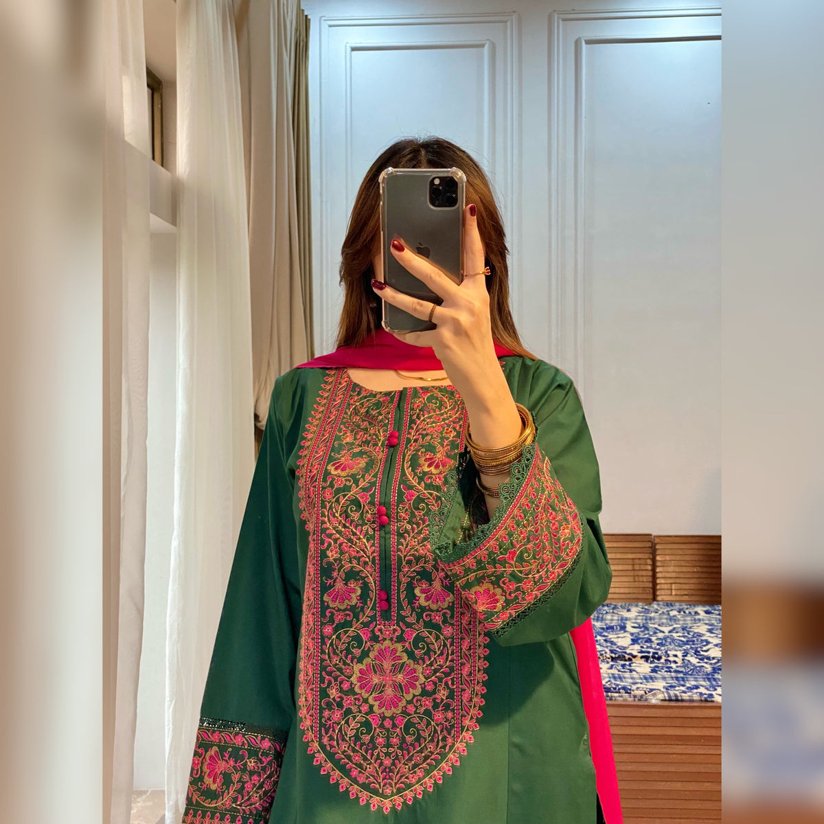 Paris Embroidered 3PC