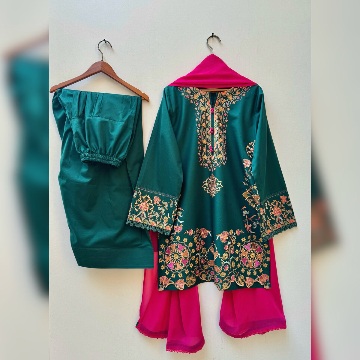 Lama Green Embroidered 3PC