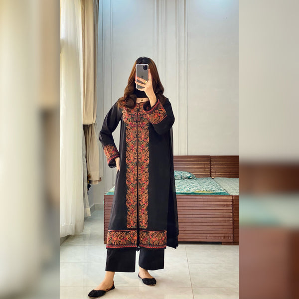 Koyal Black embroidered 3PC – Corner