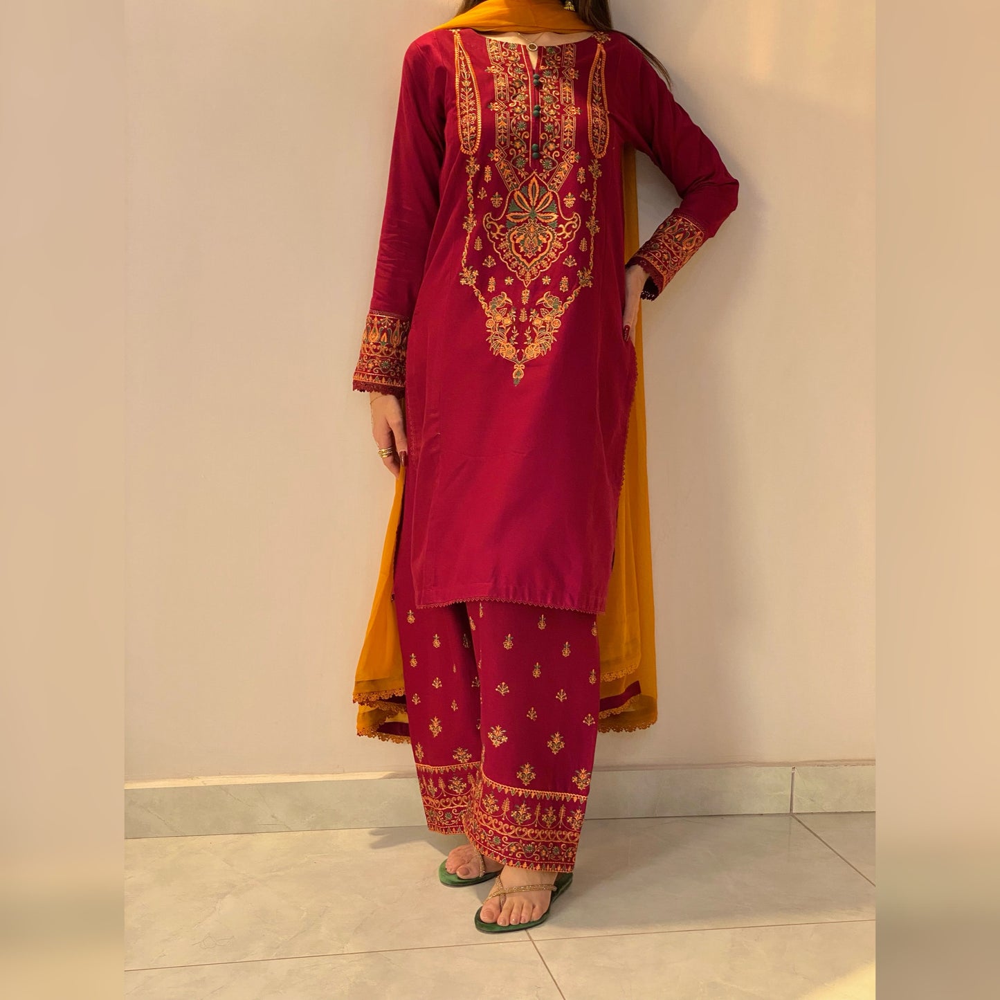 Eshaal Maroon Embroidered 3PC
