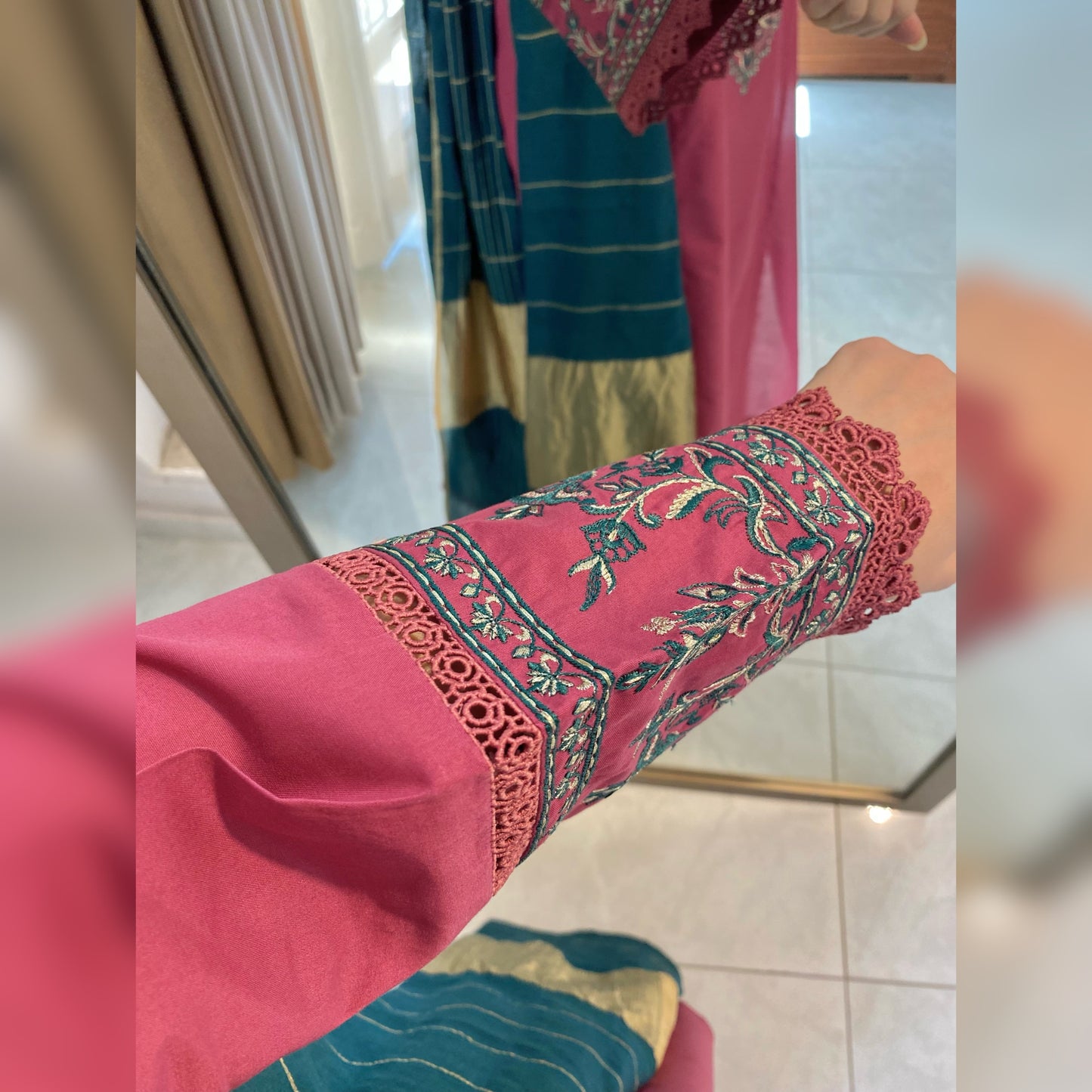 Queen Embroidered 3PC